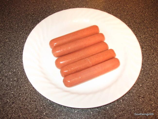 Easy Kid Recipes  Pigs in a Blanket  Hot Dogs on the Plate